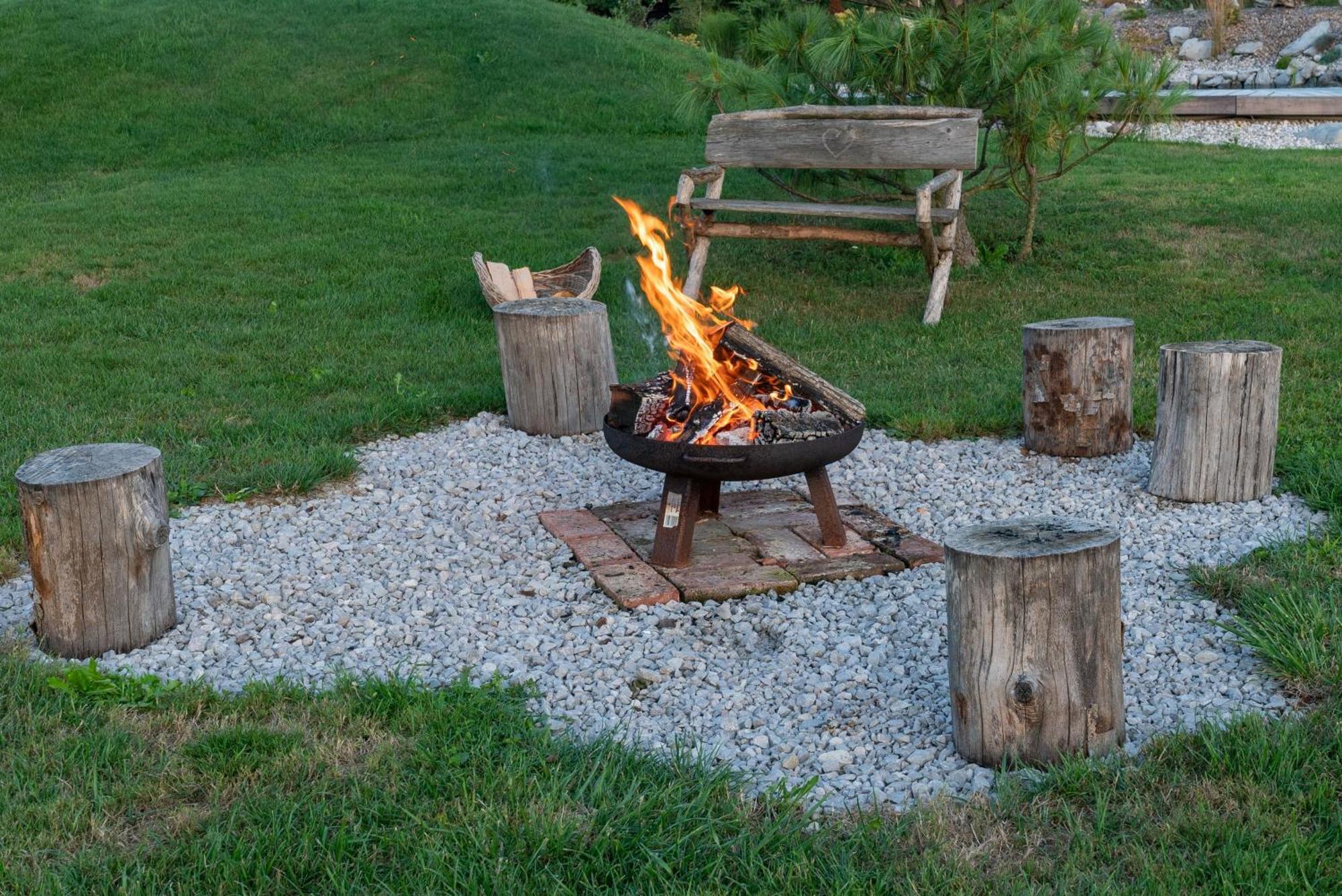Glamping Happiness With Natural Pool Ribnica Extérieur photo